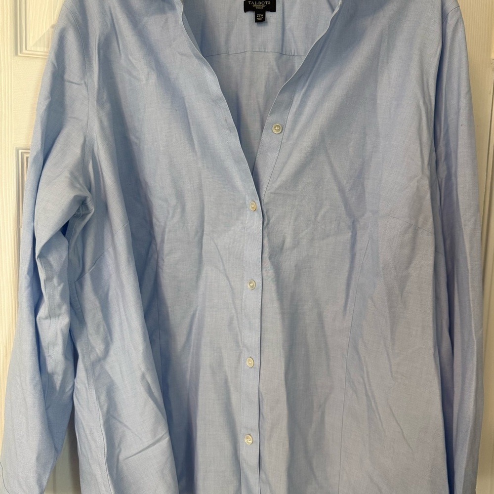 Talbots Light Blue Women's Casual Button Down Shirt